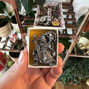 Vintage wizard jewelry set - necklace, earrings, and pin all in one!